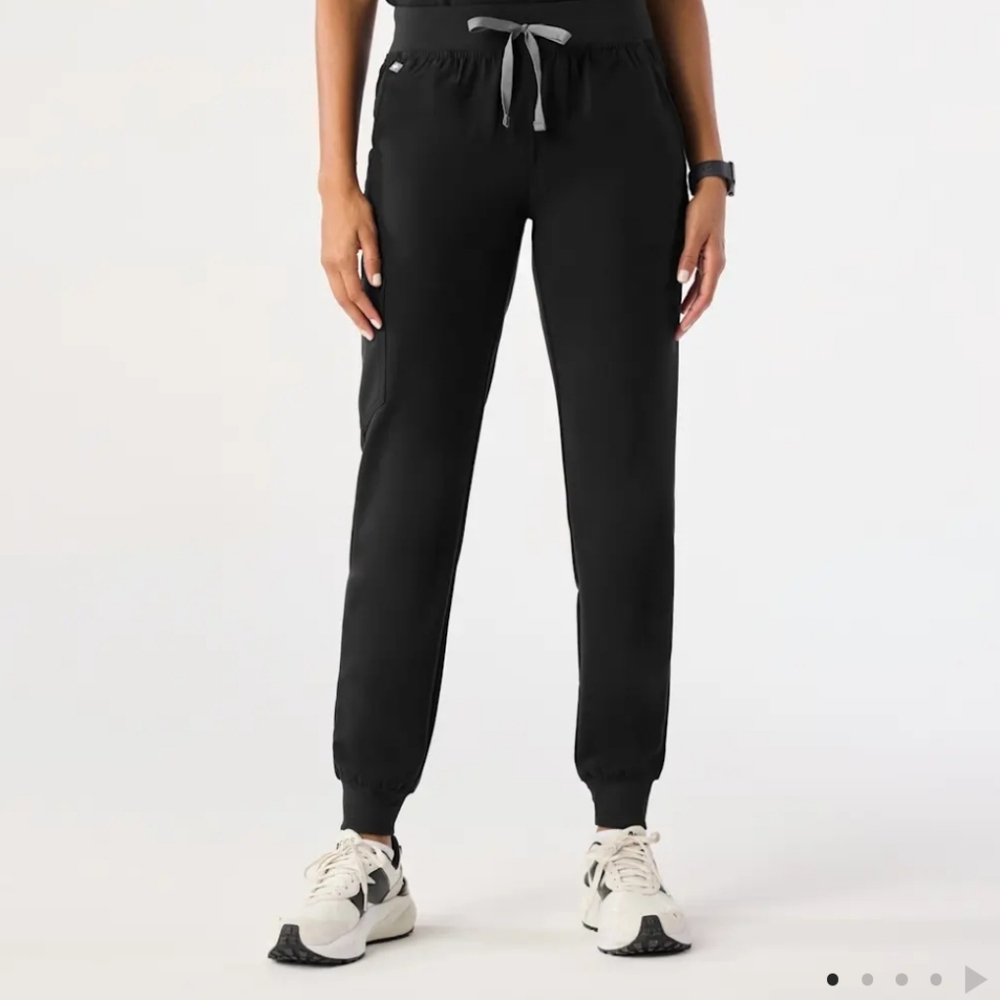 Figs Black Zamora Jogger Small